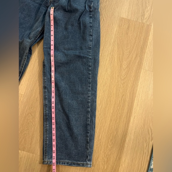 Pretty little thing Mid rise light wash baggy boyfriend jeans - Picture 2 of 8